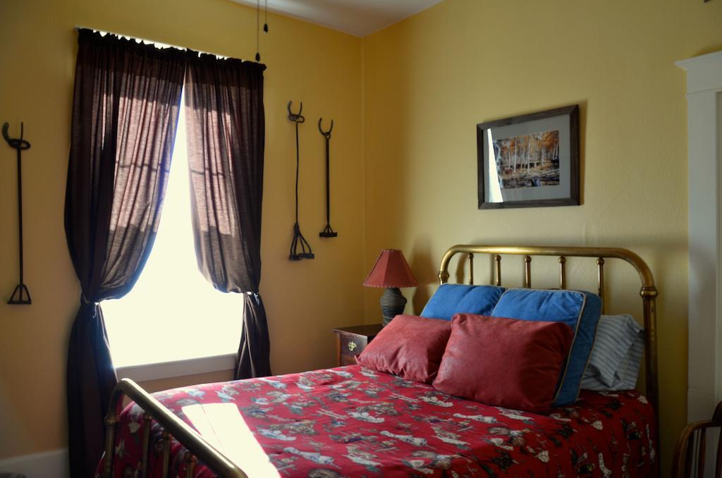 Hotel Niles Alturas Room photo